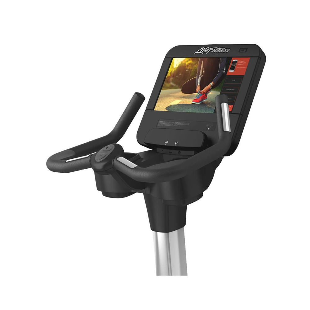 Alternative view of Life Fitness - Platinum Club Series Lifecycle - Upright Bike met Discover SE3HD Console